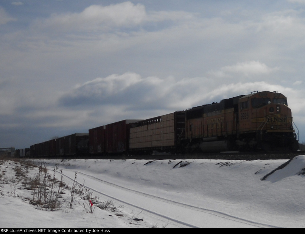 BNSF 9925 DPU